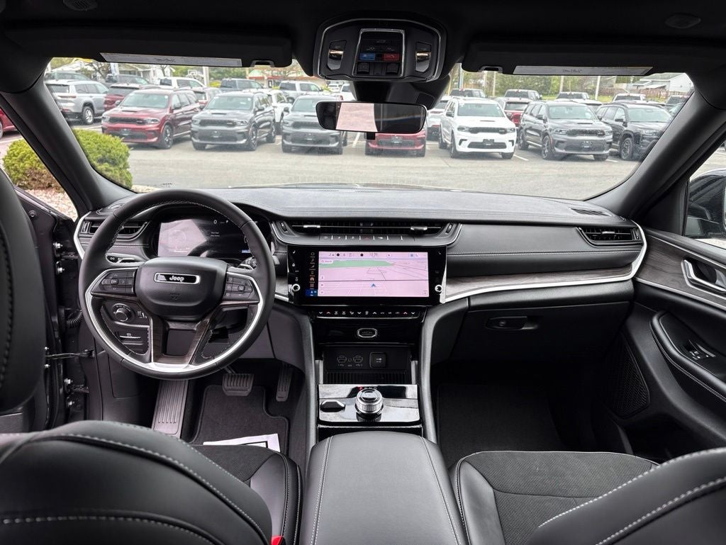 2026 Jeep Grand Cherokee Altitude