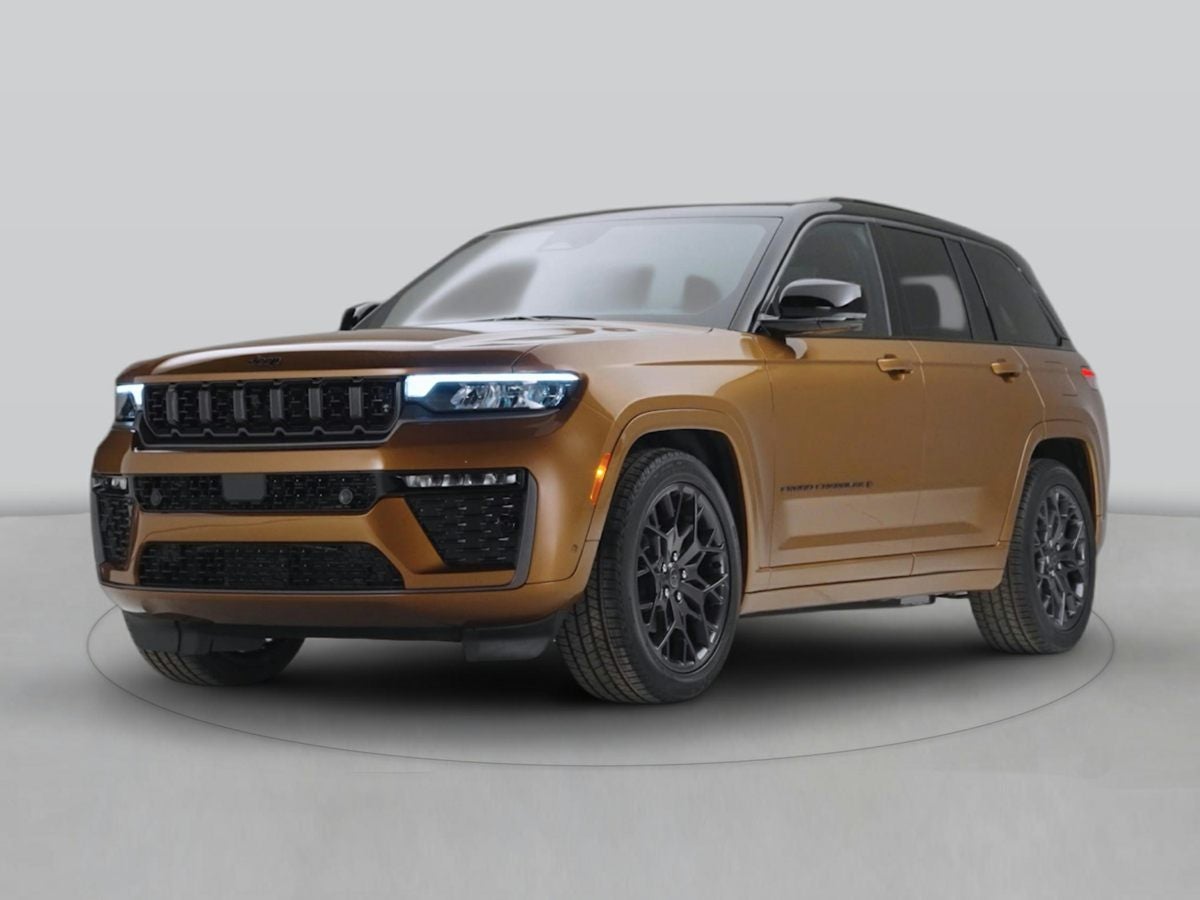 2026 Jeep Grand Cherokee Laredo Altitude