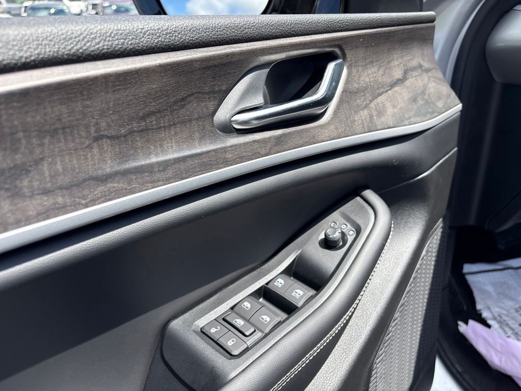 2026 Jeep Grand Cherokee Altitude