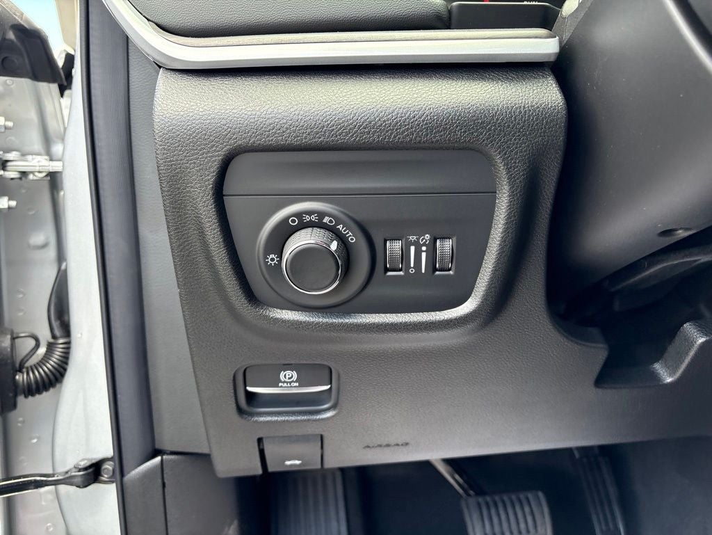 2026 Jeep Grand Cherokee Altitude