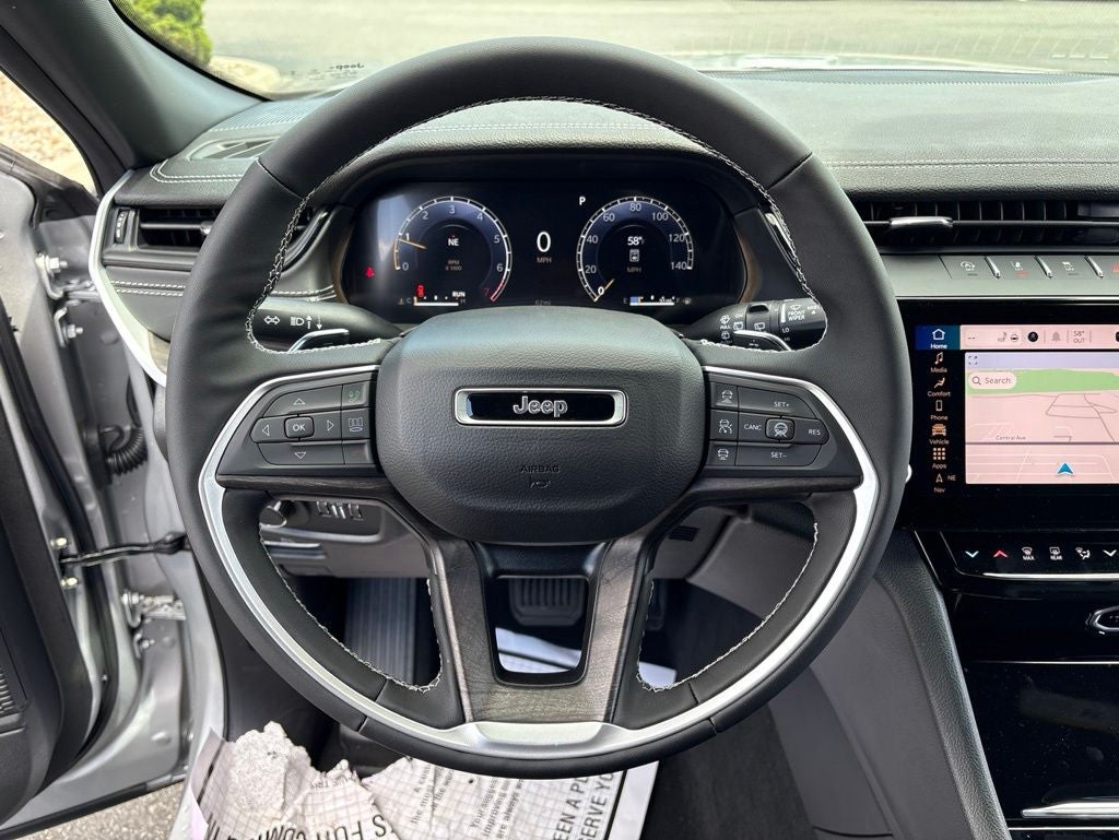 2026 Jeep Grand Cherokee Altitude