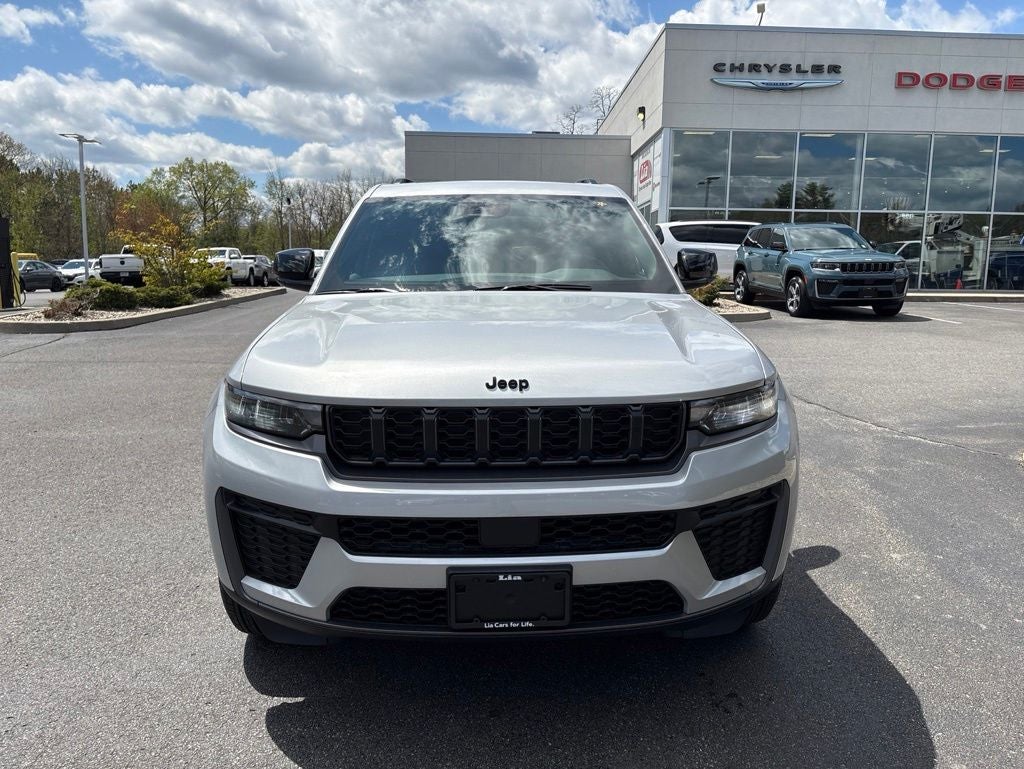 2026 Jeep Grand Cherokee Altitude