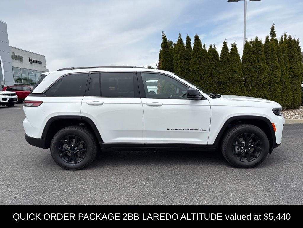 2026 Jeep Grand Cherokee Altitude