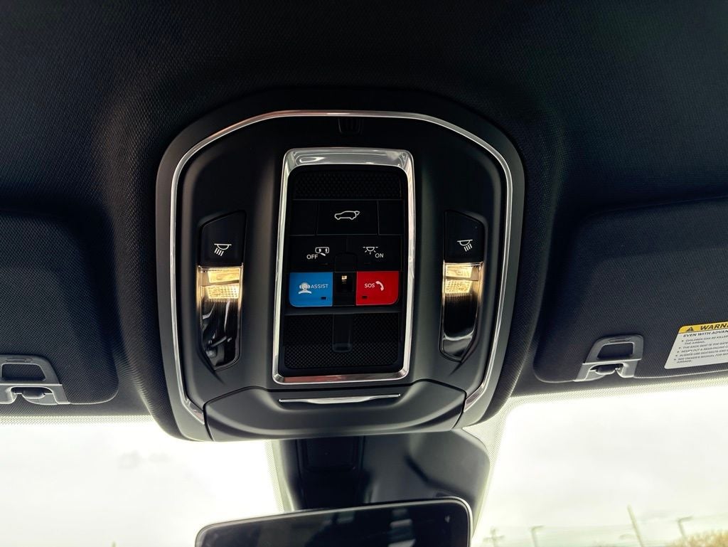 2026 Jeep Grand Cherokee Altitude
