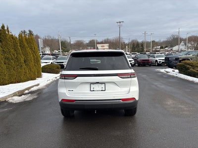 2026 Jeep Grand Cherokee Laredo