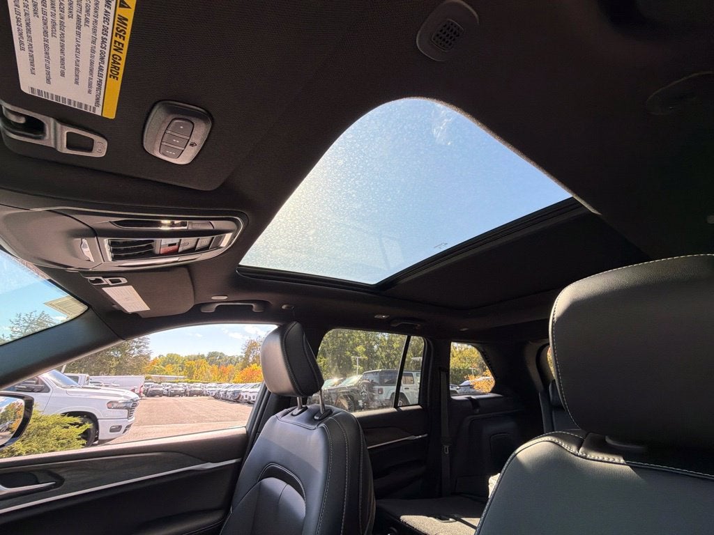 2027 Jeep Grand Cherokee Limited