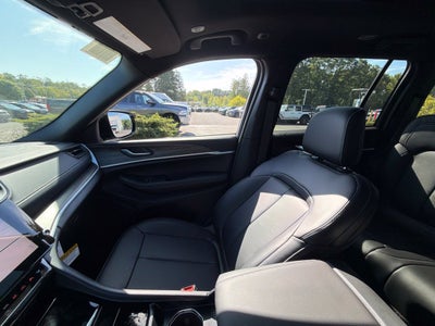 2027 Jeep Grand Cherokee Limited