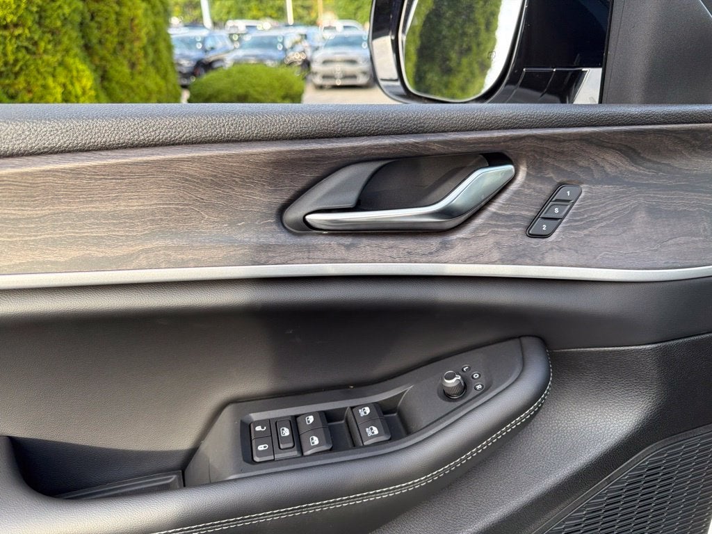 2027 Jeep Grand Cherokee Limited
