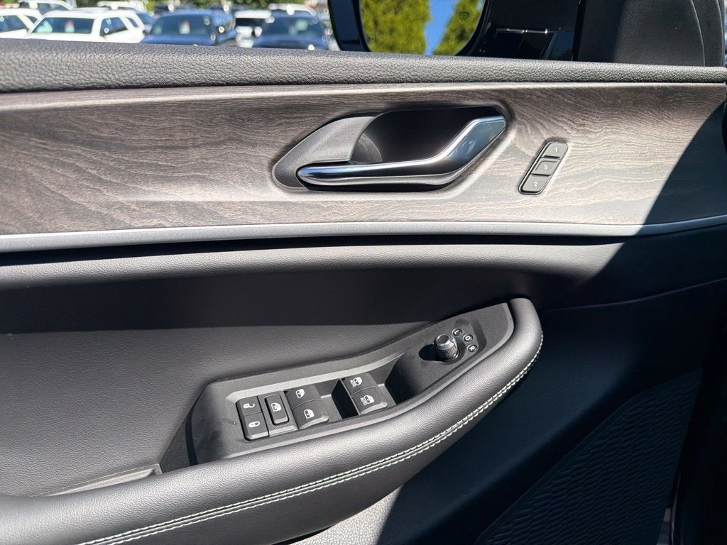 2027 Jeep Grand Cherokee Limited
