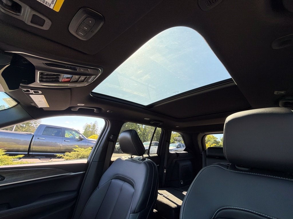 2027 Jeep Grand Cherokee Limited