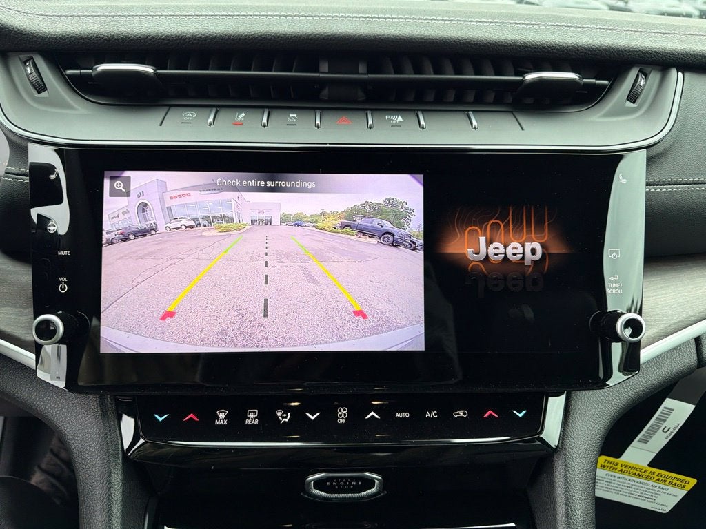 2027 Jeep Grand Cherokee Limited