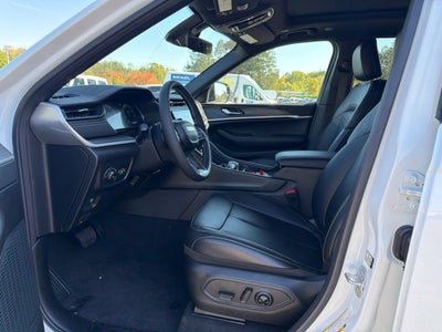 2027 Jeep Grand Cherokee Limited