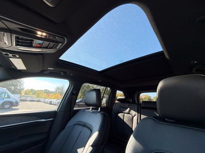 2027 Jeep Grand Cherokee Limited Reserve