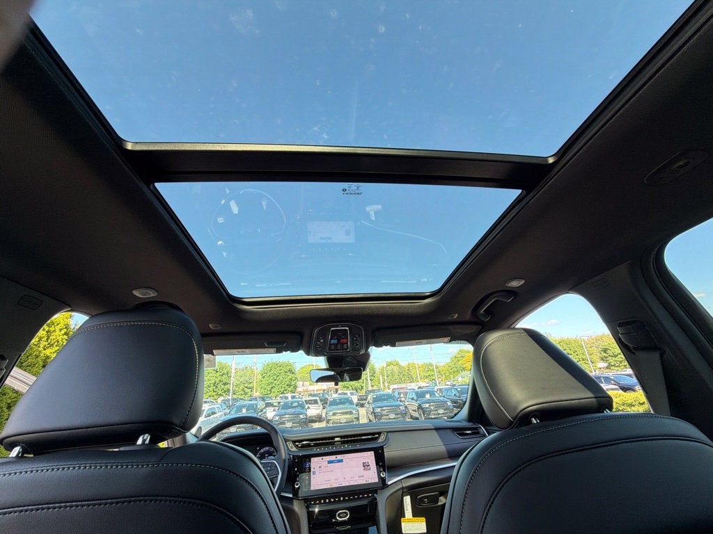 2027 Jeep Grand Cherokee Limited