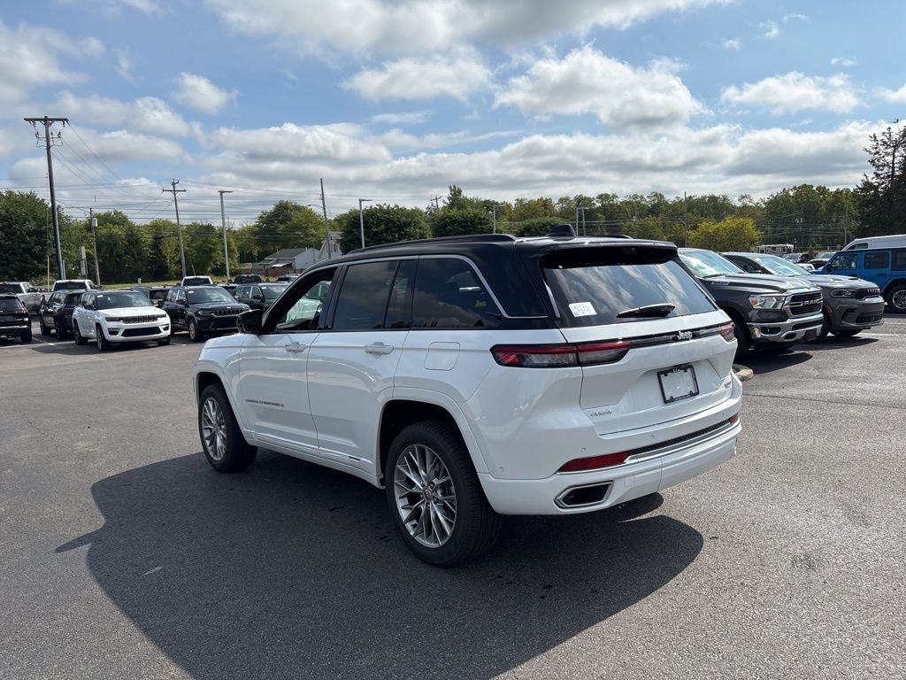2025 Jeep Grand Cherokee Summit