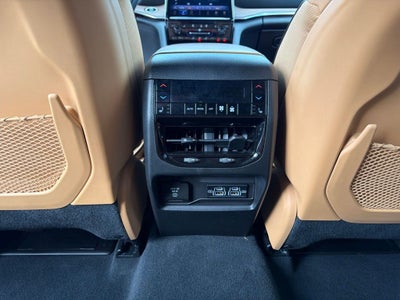 2024 Jeep Grand Cherokee Summit