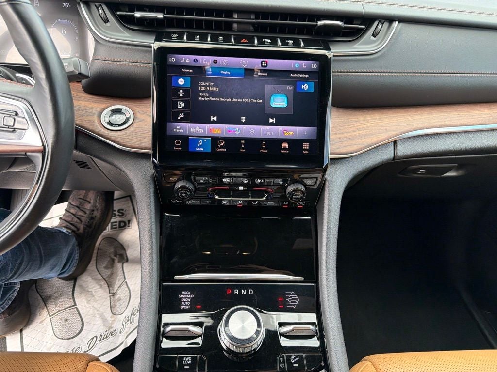 2024 Jeep Grand Cherokee Summit
