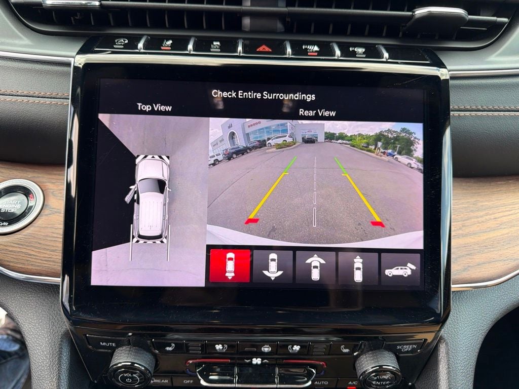 2024 Jeep Grand Cherokee Summit