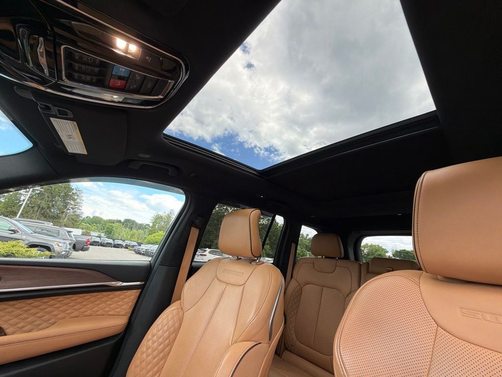2024 Jeep Grand Cherokee Summit