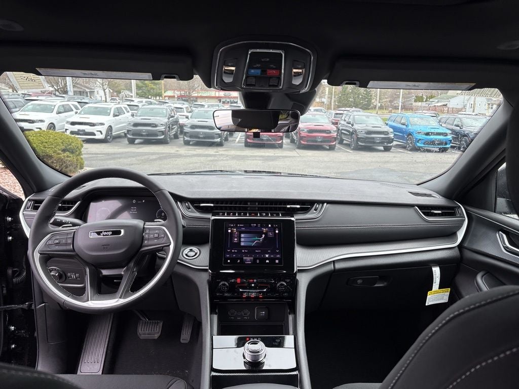 2026 Jeep Grand Cherokee L Laredo