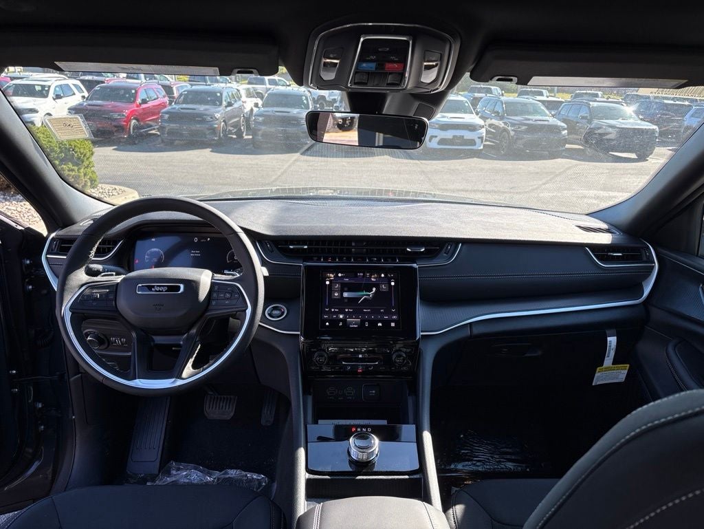 2026 Jeep Grand Cherokee L Laredo