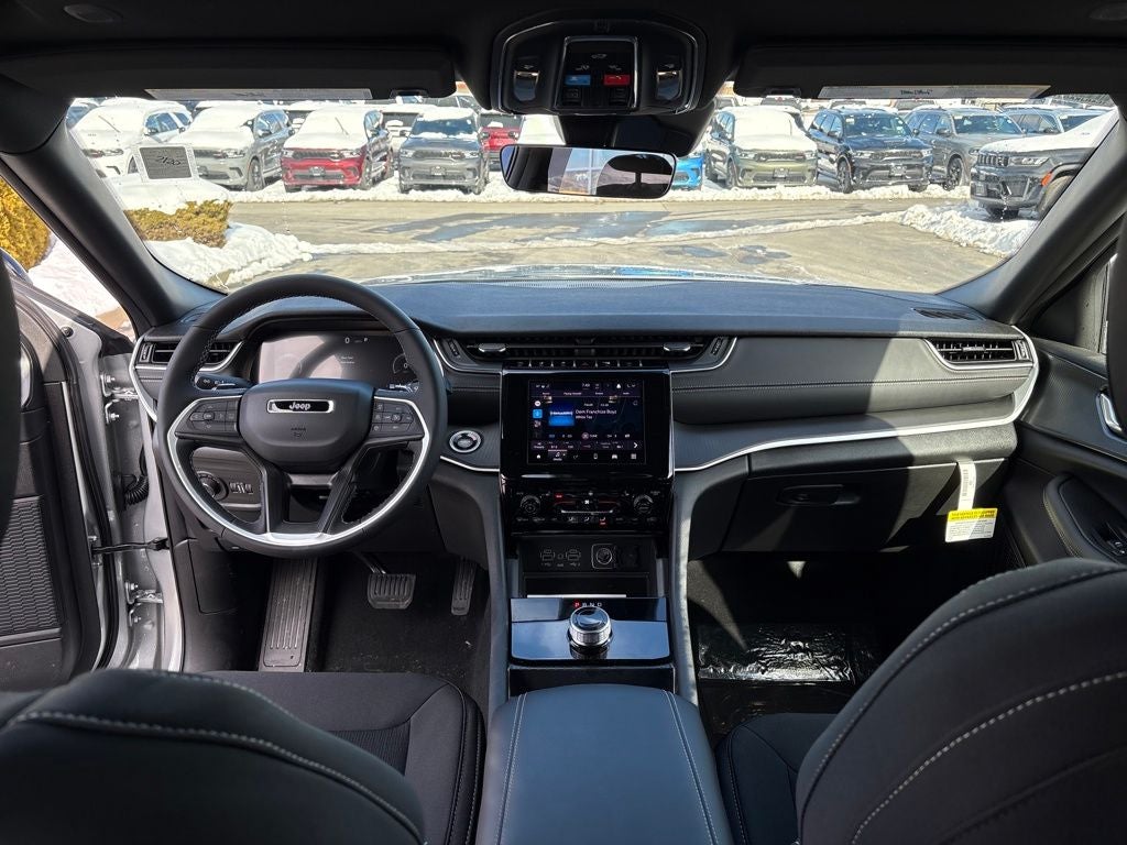 2026 Jeep Grand Cherokee L Laredo