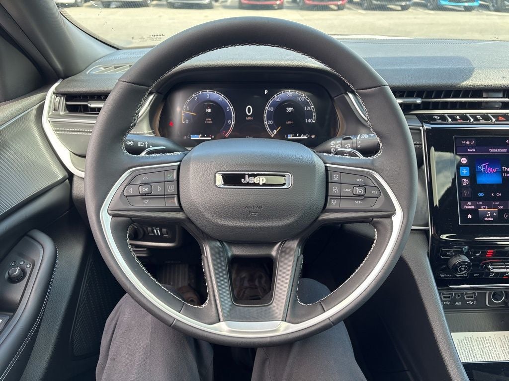 2026 Jeep Grand Cherokee L Laredo