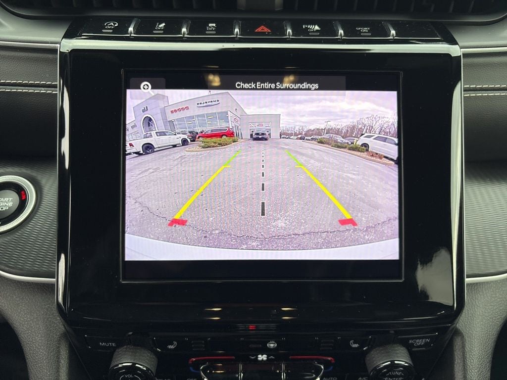 2023 Jeep Grand Cherokee L Altitude