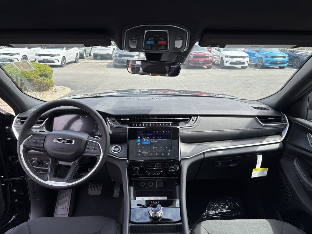 2026 Jeep Grand Cherokee L Laredo