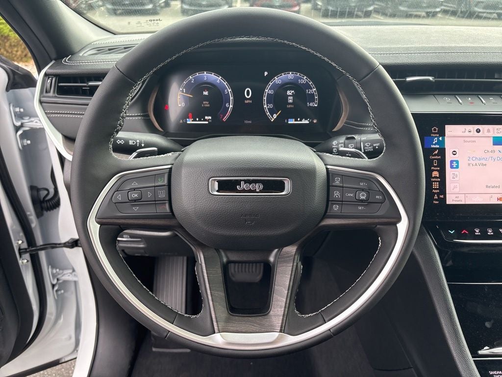 2026 Jeep Grand Cherokee L Laredo