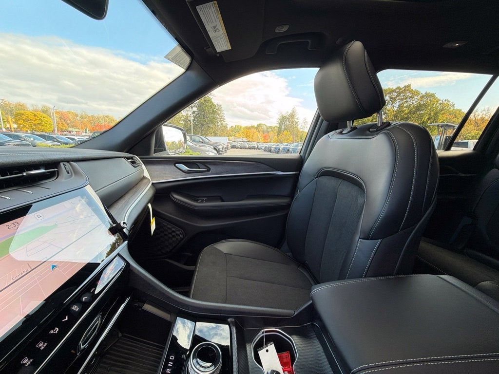 2027 Jeep Grand Cherokee L Limited