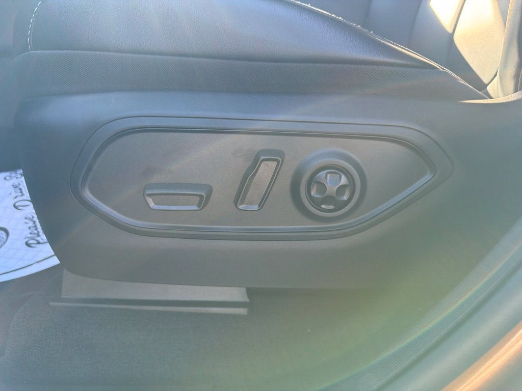 2027 Jeep Grand Cherokee L Limited