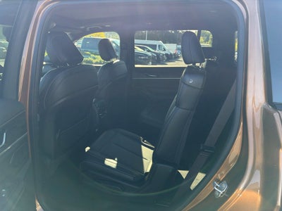 2027 Jeep Grand Cherokee L Limited