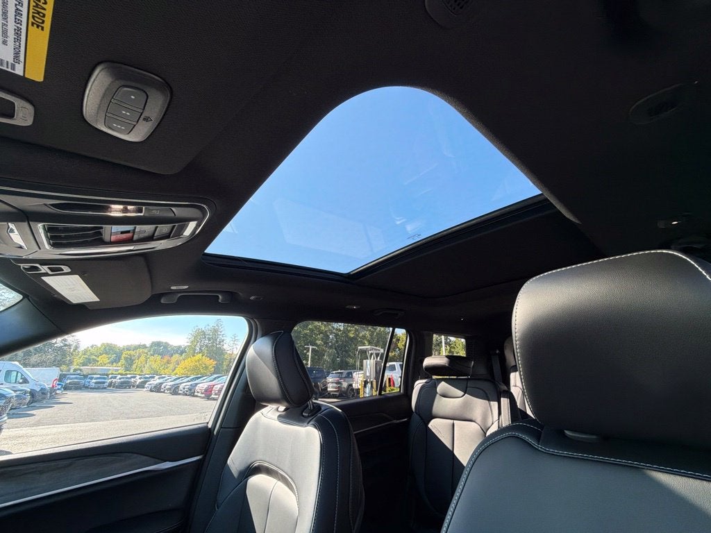 2027 Jeep Grand Cherokee L Limited