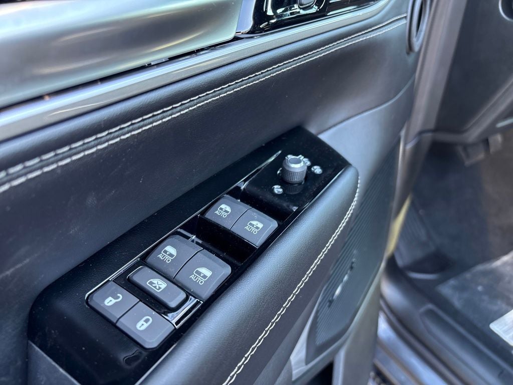 2026 Jeep Grand Wagoneer L Base