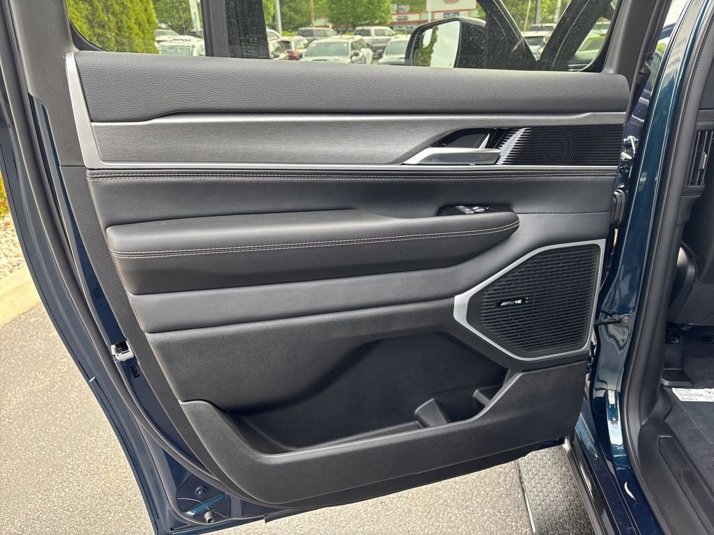 2026 Jeep Grand Wagoneer L Limited Altitude