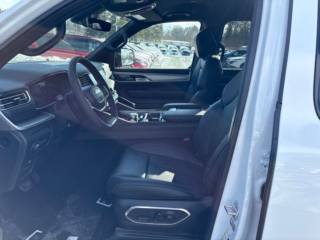 2026 Jeep Grand Wagoneer L Base