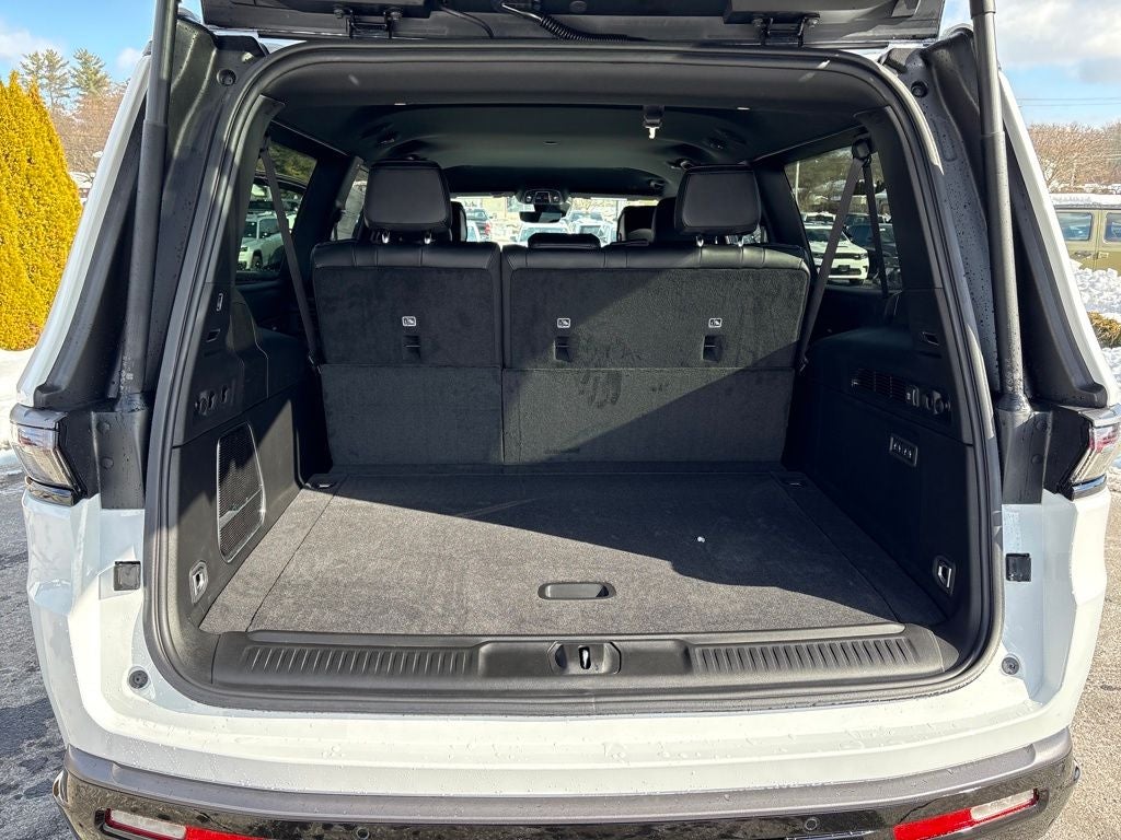 2026 Jeep Grand Wagoneer L Base