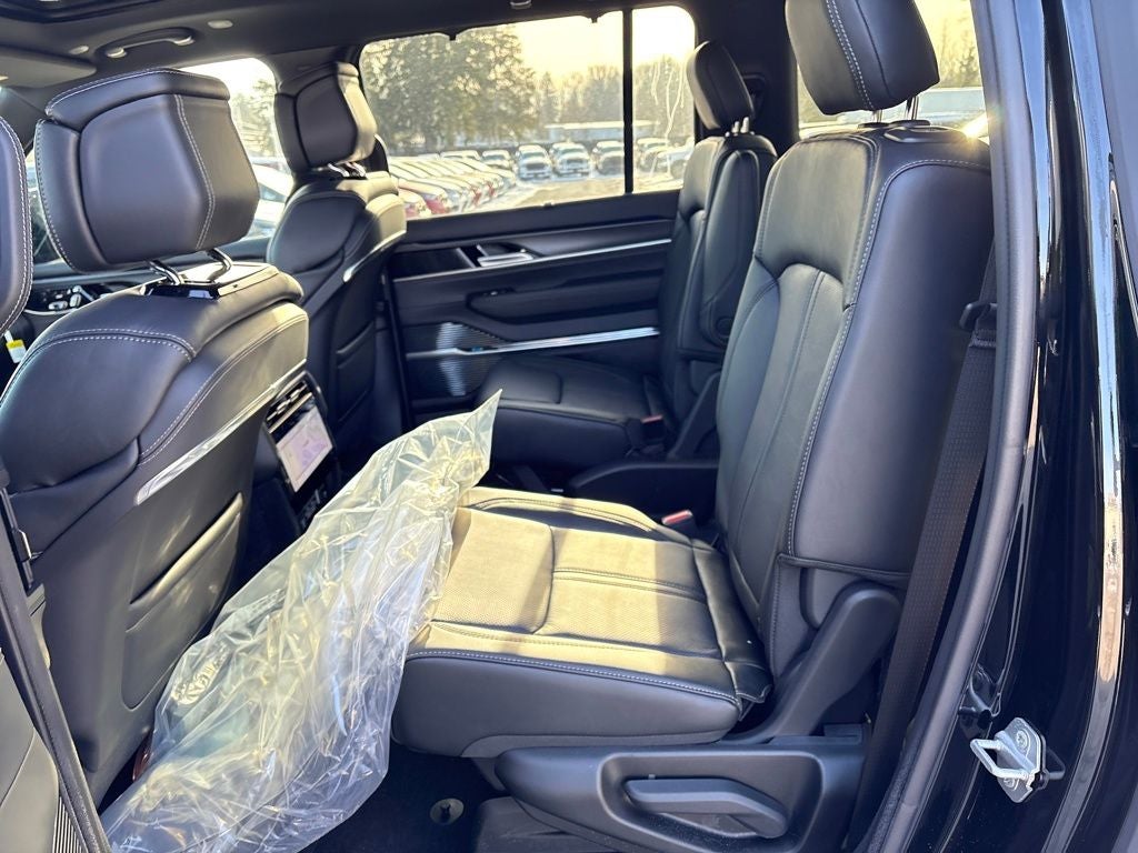 2026 Jeep Grand Wagoneer L Base