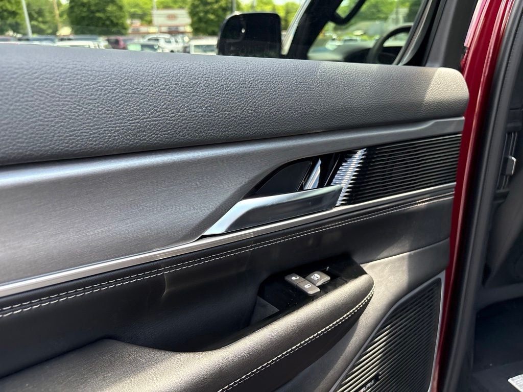 2026 Jeep Grand Wagoneer Base