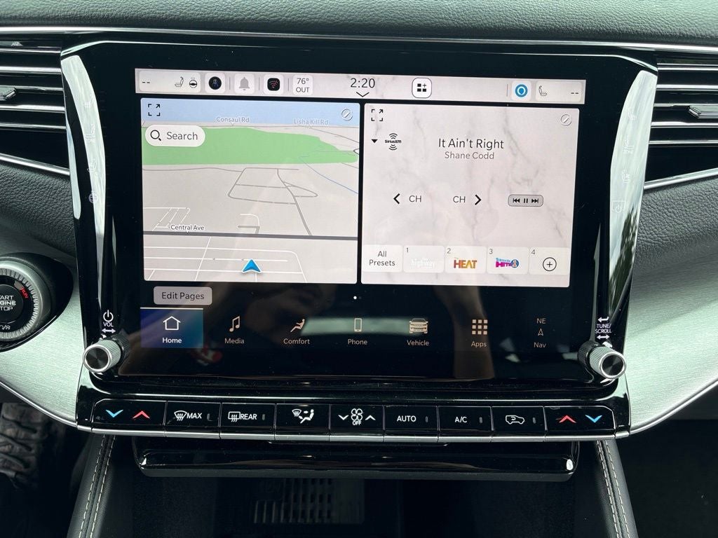 2026 Jeep Grand Wagoneer Base