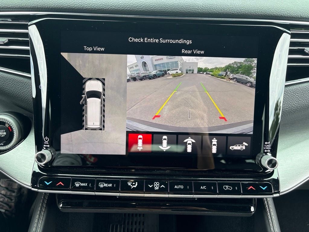 2026 Jeep Grand Wagoneer Base