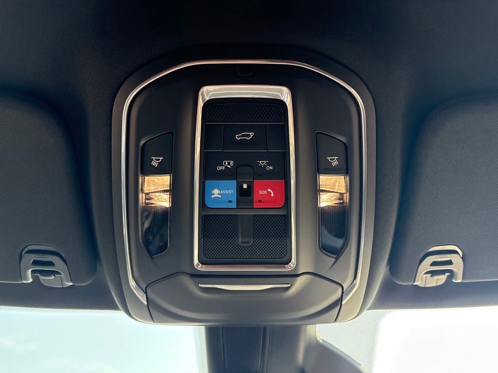 2026 Jeep Grand Wagoneer Base
