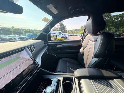 2026 Jeep Grand Wagoneer Base