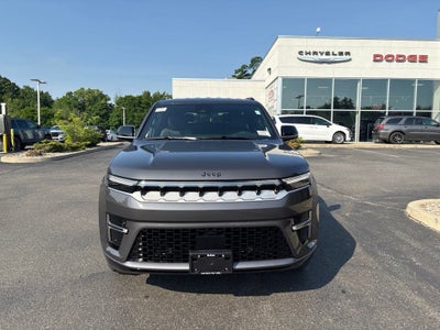 2026 Jeep Grand Wagoneer Base