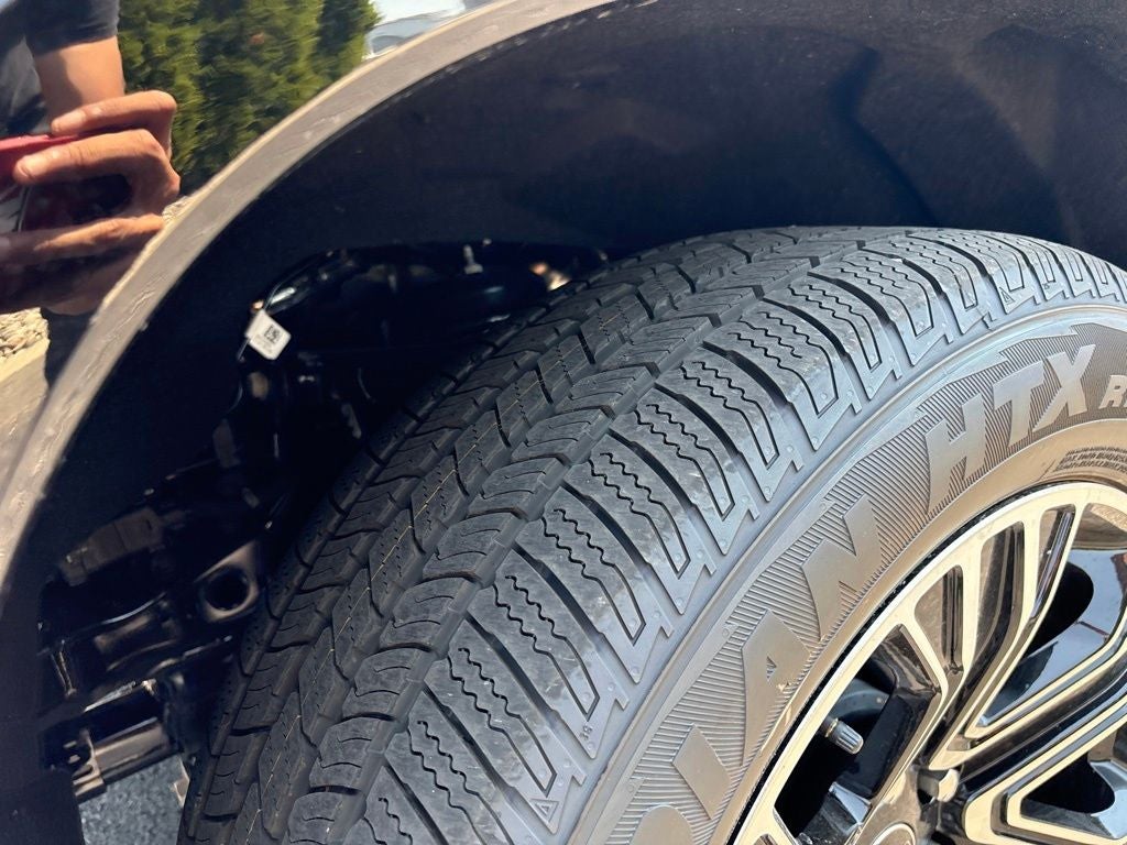 2026 Jeep Grand Wagoneer Base