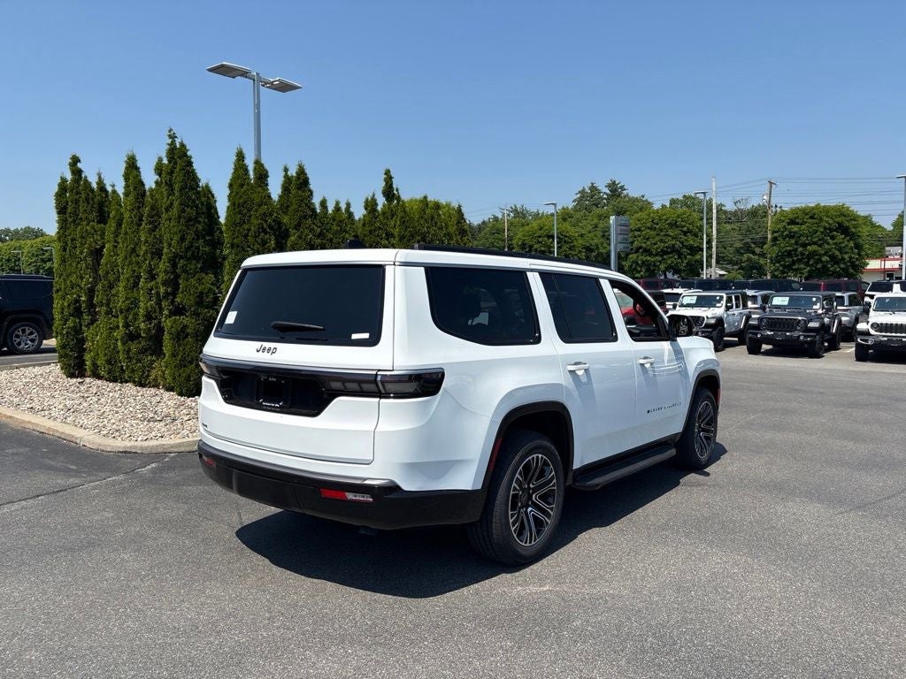 2026 Jeep Grand Wagoneer Base