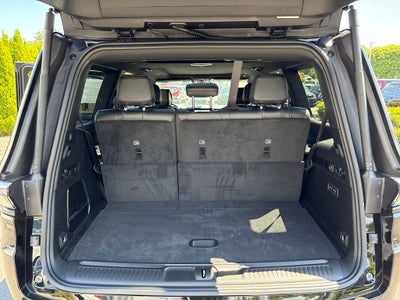 2026 Jeep Grand Wagoneer Base