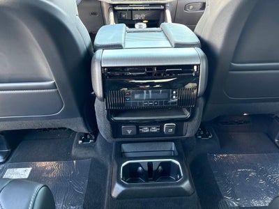 2026 Jeep Grand Wagoneer Base