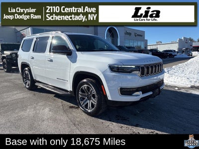 2024 Jeep Wagoneer Base